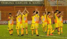 Foto de la galería: Crucero empató con Sarmiento de Junín