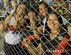 Foto de la galería: La Franja superó en el descuento a Boca Unidos por 2 a 1