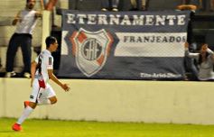 Foto de la galería: La Franja superó en el descuento a Boca Unidos por 2 a 1