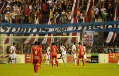 Foto de la galería: La Franja superó en el descuento a Boca Unidos por 2 a 1