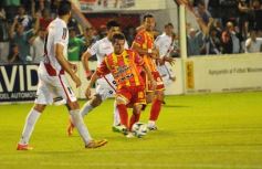 Foto de la galería: La Franja superó en el descuento a Boca Unidos por 2 a 1