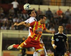 Foto de la galería: La Franja superó en el descuento a Boca Unidos por 2 a 1