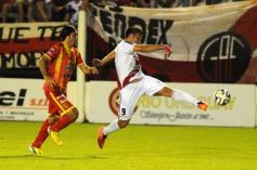 Foto de la galería: La Franja superó en el descuento a Boca Unidos por 2 a 1