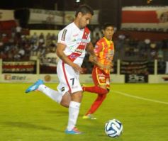 Foto de la galería: La Franja superó en el descuento a Boca Unidos por 2 a 1