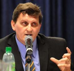 Foto de la galería: Hacienda presentó su presupuesto para el 2015