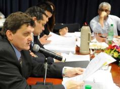 Foto de la galería: Hacienda presentó su presupuesto para el 2015