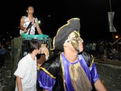 Foto de la galería: Última noche de Estudiantina en la Costanera
