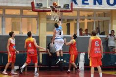 Foto de la galería: Tokio venció a Juventud Unida por 71 a 61