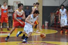 Foto de la galería: Tokio venció a Juventud Unida por 71 a 61