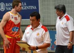 Foto de la galería: Tokio venció a Juventud Unida por 71 a 61