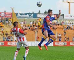 Foto de la galería: Crucero perdió la cima con Unión de Santa Fé