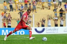 Foto de la galería: Crucero perdió la cima con Unión de Santa Fé