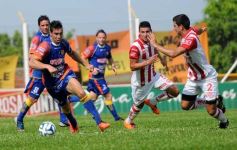 Foto de la galería: Crucero perdió la cima con Unión de Santa Fé