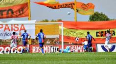 Foto de la galería: Crucero perdió la cima con Unión de Santa Fé