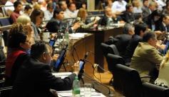 Foto de la galería: En una larga jornada, la Legislatura cerró su ciclo 2014