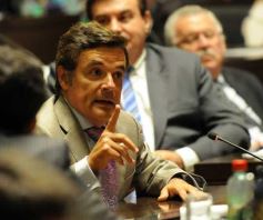Foto de la galería: En una larga jornada, la Legislatura cerró su ciclo 2014