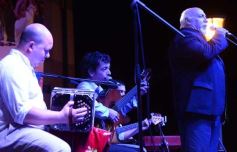 Foto de la galería: AADI distinguió a Los Hermanos Núñez