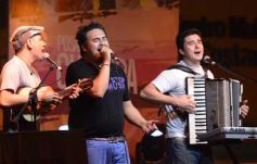 Foto de la galería: AADI distinguió a Los Hermanos Núñez