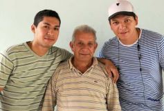 Foto de la galería: De invitado, para Conversaciones en el Catamarán