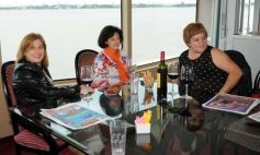 Foto de la galería: De invitado, para Conversaciones en el Catamarán