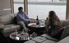 Foto de la galería: De invitado, para Conversaciones en el Catamarán