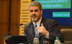 Sixto Fotografías. Sociedad. Cámara de Diputados - Fernando Osorio planteó la necesidad de acompañamiento de los padres en el uso de la tecnología