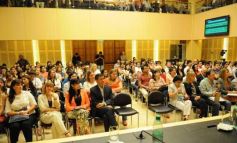 Foto de la galería: Fernando Osorio planteó la necesidad de acompañamiento de los padres en el uso de la tecnología