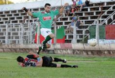 Foto de la galería: Torneo Federal B: En el duelo de misioneros, Brown goleó 3 A 0 a Ex Alumnos de Oberá