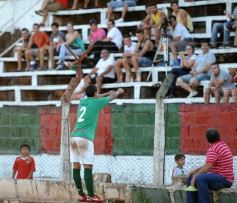 Foto de la galería: Torneo Federal B: En el duelo de misioneros, Brown goleó 3 A 0 a Ex Alumnos de Oberá