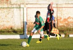 Foto de la galería: Torneo Federal B: En el duelo de misioneros, Brown goleó 3 A 0 a Ex Alumnos de Oberá