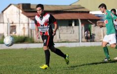 Foto de la galería: Torneo Federal B: En el duelo de misioneros, Brown goleó 3 A 0 a Ex Alumnos de Oberá