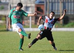 Foto de la galería: Torneo Federal B: En el duelo de misioneros, Brown goleó 3 A 0 a Ex Alumnos de Oberá
