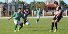 Foto de la galería: Torneo Federal B: En el duelo de misioneros, Brown goleó 3 A 0 a Ex Alumnos de Oberá