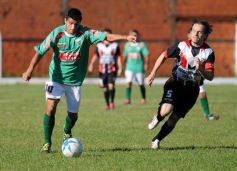 Foto de la galería: Torneo Federal B: En el duelo de misioneros, Brown goleó 3 A 0 a Ex Alumnos de Oberá