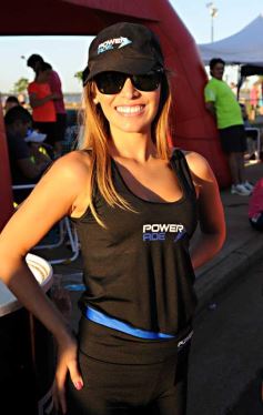 Foto de la galería: Unos 400 atletas corrieron a favor de la vida sana en la costanera