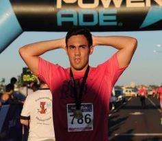 Foto de la galería: Unos 400 atletas corrieron a favor de la vida sana en la costanera