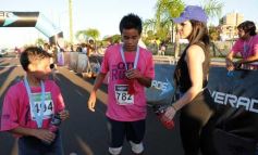 Foto de la galería: Unos 400 atletas corrieron a favor de la vida sana en la costanera