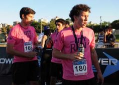 Foto de la galería: Unos 400 atletas corrieron a favor de la vida sana en la costanera