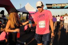 Foto de la galería: Unos 400 atletas corrieron a favor de la vida sana en la costanera