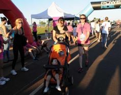 Foto de la galería: Unos 400 atletas corrieron a favor de la vida sana en la costanera