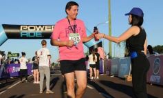 Foto de la galería: Unos 400 atletas corrieron a favor de la vida sana en la costanera