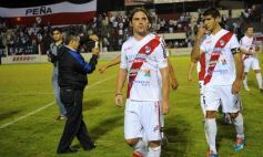 Foto de la galería: La Franja se dio el gusto y derrotó al puntero en Villa Sarita