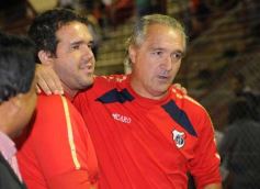 Foto de la galería: La Franja se dio el gusto y derrotó al puntero en Villa Sarita