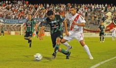 Foto de la galería: La Franja se dio el gusto y derrotó al puntero en Villa Sarita