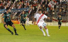 Foto de la galería: La Franja se dio el gusto y derrotó al puntero en Villa Sarita