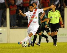 Foto de la galería: La Franja se dio el gusto y derrotó al puntero en Villa Sarita