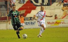 Foto de la galería: La Franja se dio el gusto y derrotó al puntero en Villa Sarita