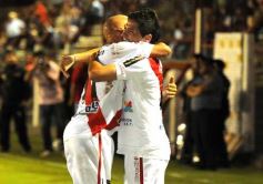 Foto de la galería: La Franja se dio el gusto y derrotó al puntero en Villa Sarita