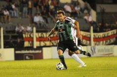 Foto de la galería: La Franja se dio el gusto y derrotó al puntero en Villa Sarita