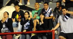 Foto de la galería: La Franja se dio el gusto y derrotó al puntero en Villa Sarita